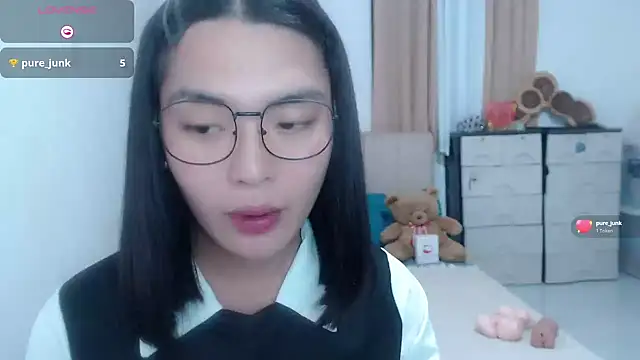 Snapshot of zhaviahale21 chatting on August 2026 12:14:02 PM zhaviahale21 online show from August 2026 12:14:02 PM
