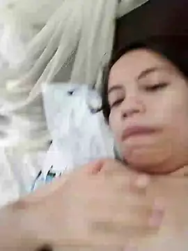 lisseth online show from December 2024 01:11:01 PM