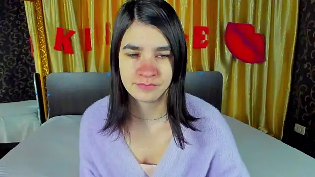  Polly Love  online show from February 2026 07:02:02 AM