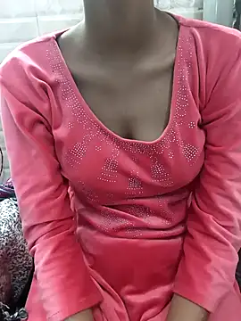 Snapshot of Aradhna_cute chatting on January 2025 05:56:02 PM Aradhna cute online show from January 2025 05:56:02 PM