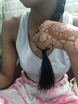 Snapshot of Aradhna_cute chatting on February 2025 04:16:01 PM Aradhna cute online show from February 2025 04:16:01 PM