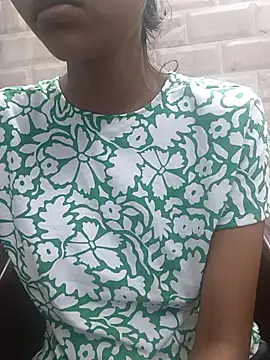 Snapshot of Aradhna_cute chatting on February 2025 09:33:01 AM Aradhna cute online show from February 2025 09:33:01 AM