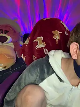 Snapshot of KEI_96 chatting on December 2024 02:11:02 PM KEI 96 online show from December 2024 02:11:02 PM