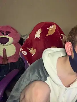 Snapshot of KEI_96 chatting on December 2024 04:46:02 PM KEI 96 online show from December 2024 04:46:02 PM