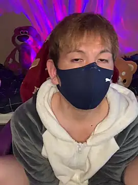 Snapshot of KEI_96 chatting on December 2024 02:22:02 PM KEI 96 online show from December 2024 02:22:02 PM