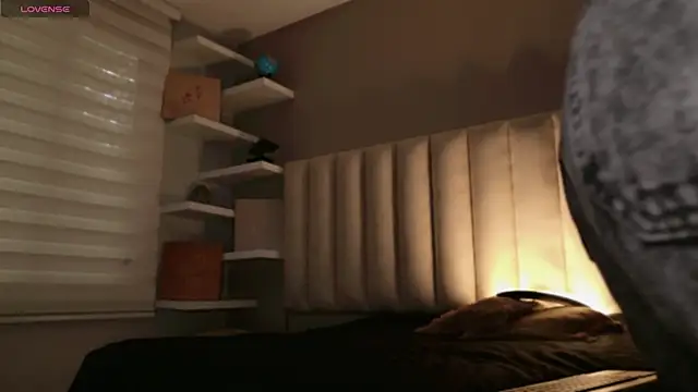 Megan mooree  online show from November 2025 12:00:02 PM