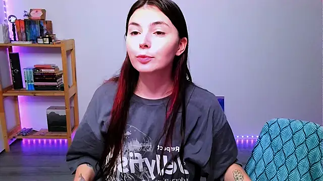 Snapshot of peaachybabe__ chatting on September 2025 04:55:02 PM peaachybabe   online show from September 2025 04:55:02 PM