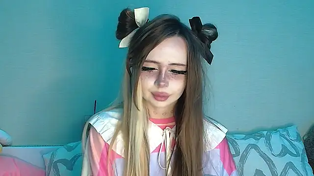 Snapshot of suemeow chatting on May 2026 09:09:02 PM suemeow online show from May 2026 09:09:02 PM