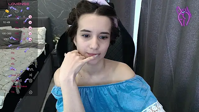 Snapshot of Alice_Weiss chatting on February 2026 07:51:01 AM Alice Weiss online show from February 2026 07:51:01 AM