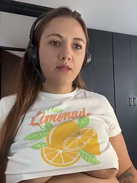 Shianrose online show from March 2025 07:38:01 PM