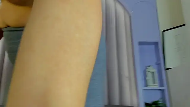 JaylaScott   online show from January 2026 11:45:02 AM