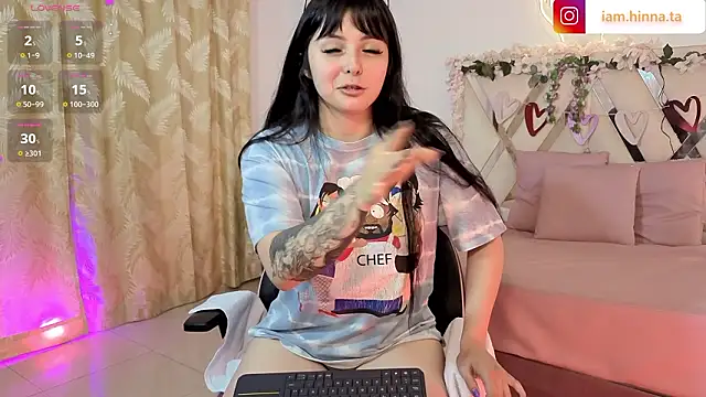 hina tay online show from February 2026 06:40:02 AM