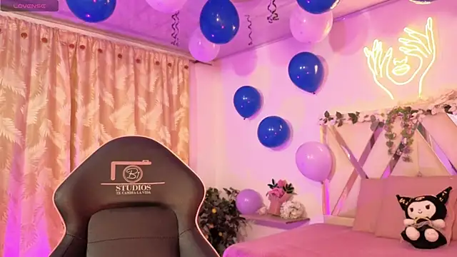 hina tay online show from April 2026 03:26:01 AM