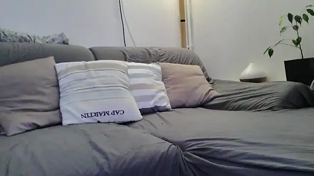 CaroAndMarc online show from February 2026 09:03:02 AM