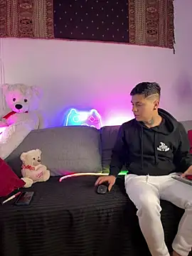 Snapshot of crazyrabbits chatting on February 2025 07:38:02 PM crazyrabbits online show from February 2025 07:38:02 PM