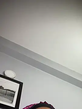 Curveysinaa online show from March 2025 12:48:01 AM