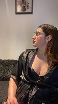 kamel-ayesha online show from November 2025 04:13:02 PM