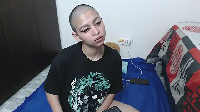 Bitsy Messy online show from December 2024 02:04:02 AM