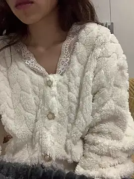 Aimeil online show from December 2024 11:23:02 AM