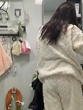 Aimeil online show from January 2026 07:32:01 AM