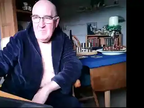 Adamdaddybear online show from December 2024 12:16:02 PM