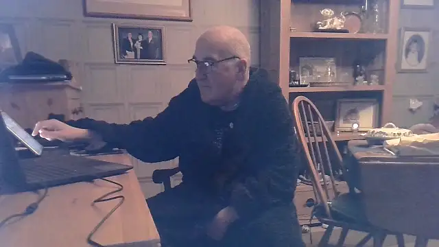 Adamdaddybear online show from February 2025 09:51:01 PM