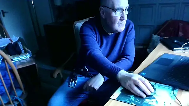 Adamdaddybear online show from February 2025 12:50:01 PM