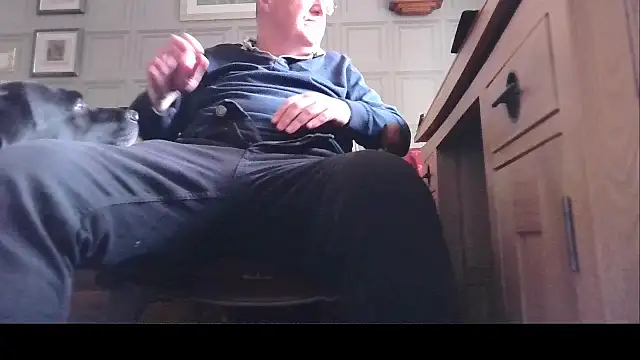 Adamdaddybear online show from March 2025 02:51:02 PM