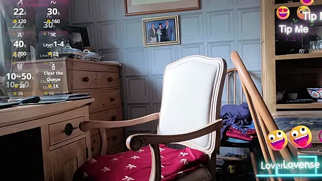 Adamdaddybear online show from September 2025 08:51:02 AM