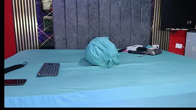 Snapshot of dirty_couple22 chatting on May 2026 01:52:02 PM dirty couple22 online show from May 2026 01:52:02 PM