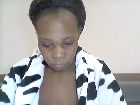 Snapshot of AfricanBeautyX chatting on February 2025 10:29:02 AM AfricanBeautyX online show from February 2025 10:29:02 AM