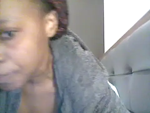 Snapshot of AfricanBeautyX chatting on March 2025 08:30:02 AM AfricanBeautyX online show from March 2025 08:30:02 AM