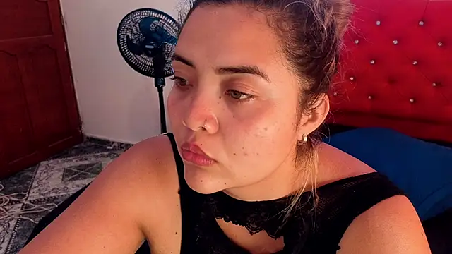 Snapshot of Agatha_humidity chatting on June 2026 02:30:01 PM Agatha humidity online show from June 2026 02:30:01 PM