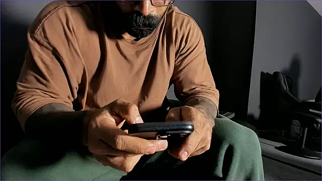 Snapshot of Brock_hurn1 chatting on May 2026 01:21:01 AM Brock hurn1 online show from May 2026 01:21:01 AM