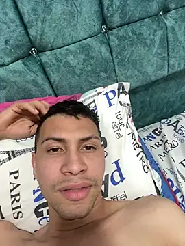 muchaelw3st4r8fuiz online show from January 2025 11:22:02 PM