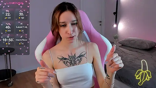 Snapshot of Doris_Scott chatting on March 2025 08:06:01 AM Doris Scott online show from March 2025 08:06:01 AM