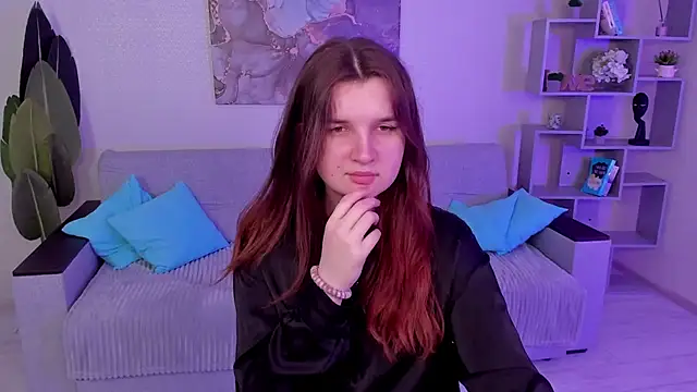 BonneyLove online show from March 2025 05:28:01 PM