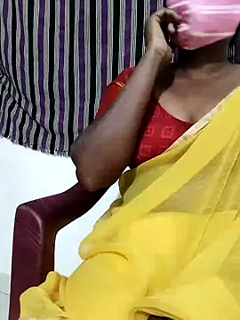 Snapshot of Indiandolly23 chatting on March 2025 04:45:01 PM Indiandolly23 online show from March 2025 04:45:01 PM