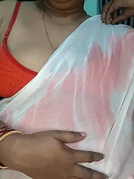 Snapshot of Indiandolly23 chatting on March 2026 04:29:02 AM Indiandolly23 online show from March 2026 04:29:02 AM