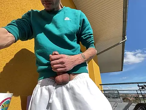 Rebeu313 online show from March 2025 01:32:02 PM