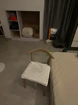 AwakeSubtitle online show from October 2025 04:09:01 PM