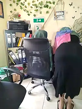 Snapshot of NAJWA-ARAB chatting on December 2024 02:35:02 PM NAJWA-ARAB online show from December 2024 02:35:02 PM