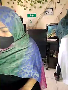 Snapshot of NAJWA-ARAB chatting on January 2025 02:07:02 PM NAJWA-ARAB online show from January 2025 02:07:02 PM