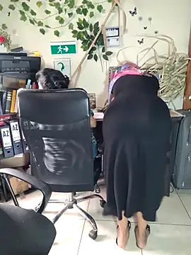 Snapshot of NAJWA-ARAB chatting on March 2025 05:21:01 PM NAJWA-ARAB online show from March 2025 05:21:01 PM