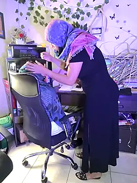 Snapshot of NAJWA-ARAB chatting on March 2025 05:28:01 PM NAJWA-ARAB online show from March 2025 05:28:01 PM