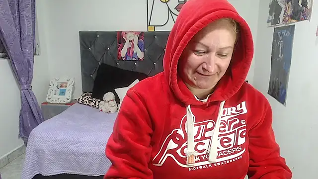 Snapshot of emperabigbootybigass chatting on June 2026 12:19:02 PM emperabigbootybigass online show from June 2026 12:19:02 PM