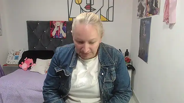 Snapshot of emperabigbootybigass chatting on June 2026 12:31:02 PM emperabigbootybigass online show from June 2026 12:31:02 PM