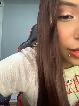 Snapshot of Emily_Clark1 chatting on December 2024 09:55:02 AM Emily Clark1 online show from December 2024 09:55:02 AM