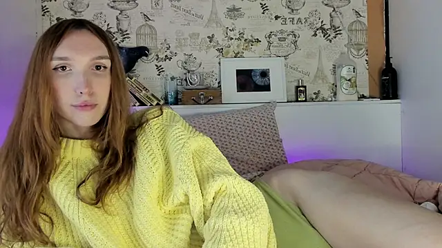 LisaIcon online show from October 2025 12:41:02 AM