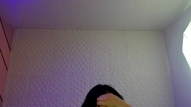 Violetaa diazz online show from December 2025 09:10:02 PM